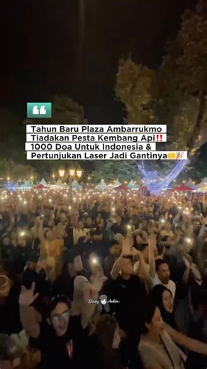 Dissy Aulia Shanti on Instagram: "Plaza Ambarrukmo tiadakan kembang api, ini gantinya‼️ Walau ngga ada pesta kembang api sebagai gantinya bakal ada seribu doa untuk indonesia & Artistic Laser Night Show di malam pergantian tahun nanti.. Spesialnya ditanggal 30 dan 31 juga ada festival kuliner, semua makanan and minuman hits di Jogja ngumpul jadi satu di area garden Plaza Ambarrukmo.. Yuk dateng kirim doa terbaikmu untuk Indonesia bareng Plaza Ambarrukmo.. 📍 @plazaambarrukmo 🗓️ 30-31 Desember 2