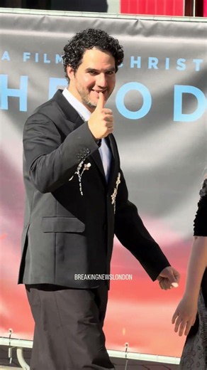 BENNY SAFDIE MAKES A STATEMENT AT THE ODYSSEY PREMIERE