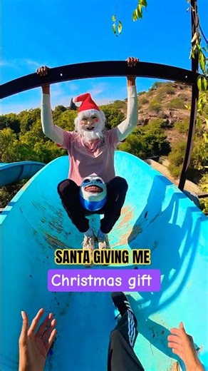 Santa Giving Me Christmas Gift😂🎁#parkour#spiderman#water#jump#support#viral#jodhpur#india #pov#funny