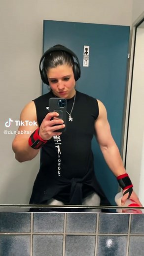 Sleeveless Shirts for Bodybuilding Enthusiasts