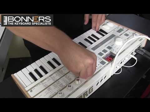 Korg MicroKorg S Keyboard Demo Review New 2016 Model