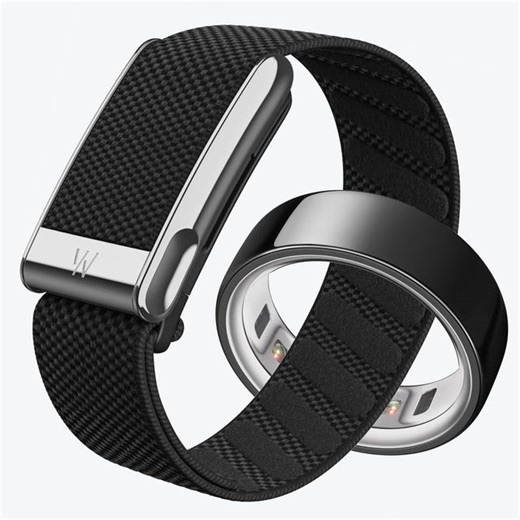 Oura Ring vs. Whoop: Which is the Better No-Screen Fitness Tracker?