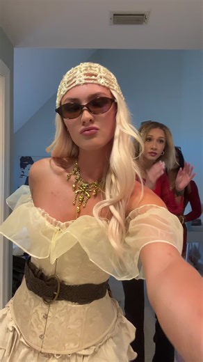 atothevtothea (@atothevtothea)’s videos with Ayo Technology - 50 Cent