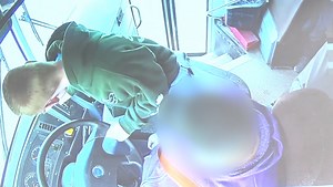 Sjåføren besvimer - 7. klassing tar rattet