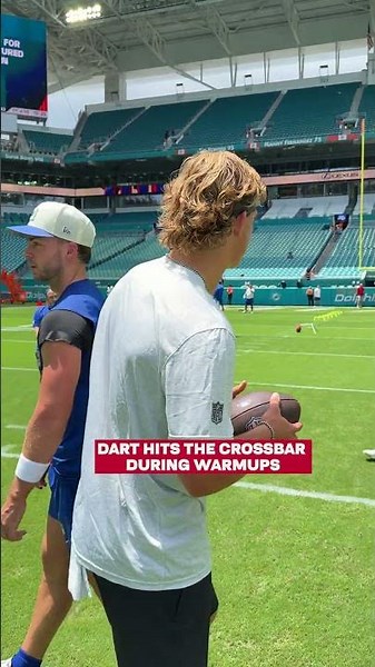 Jaxson throwin' darts 🎯 #shorts #jaxsondart #nygiants #giants #nfl #preseason