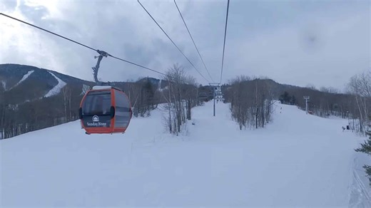 These 8 Ski Areas Have The Most Lifts In New England