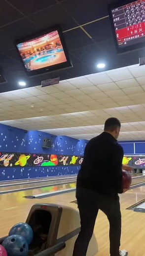 Bowling Techniques: Perfecting Your Roll