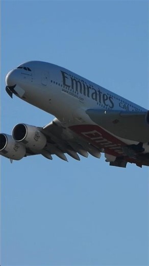 Nikon P1100 Planespotting Test #19 Hand Held