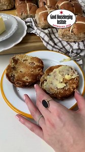 Hands up who's already eaten at least two hot cross buns in 2024! 👋 As part of our Easter Taste Tests, our GHI panel reviewed every single hot cross bun they could lay their hands on. Read the full results here: bit.ly/48wdzNZ | Good Housekeeping