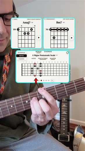 How to play jazzy chords and solo together