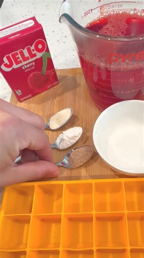 Lemon water didn’t work. Cutting carbs didn’t help. Pink salt trick didnt work either. Skipping meals? Just left me tired and frustrated. No matter what I tried, the scale stayed the same—and so did the way I felt. I told myself, “Well… this is just life after 37.” My metabolism had tanked. My energy was gone. And I didn’t recognize the body I was living in anymore. But everything changed after I saw a short segment on The Kelly Show. She was talking about a Gelatin trick recipe that top celebs