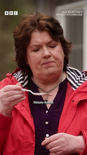 Turns out confusing Maine maple syrup with Canadian might not be the wisest move on Canada Day 🍁😬 Paula McIntyre's Hamely Kitchen USA on iPlayer #bbcni #CanadaDay #Canada #maplesyrup #maple | BBC Northern Ireland