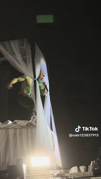 Sad bi ti Al je prekasno za nas fuljo - Music Week Festival