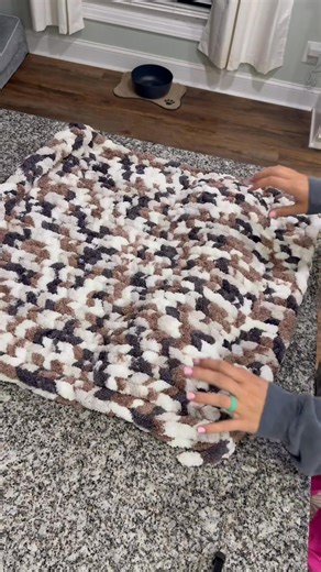 625 reactions · 43 shares | Just finished this handmade baby blanket, and I’m so excited to share it with you! 笠 Every stitch is filled with love, and it turned out so cozy. Watch the video to see the full process! 淋 #HandmadeWithLove #BabyBlanket | Cozy Notions | Facebook