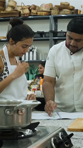 1.6M views · 10K reactions | Peak dedication! Mexican dish mein Marathi twist! Tejasswi ka fusion- filled learning journey! ❤️ Dekhiye Celebrity MasterChef, COMING SOON, sirf #SonyEntertainmentTelevision par! Tejasswi Prakash #CelebrityMasterChef #SonyTV #StayTuned | Sony Entertainment Television | Facebook