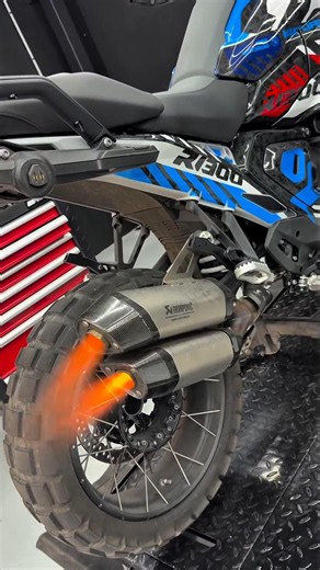 BMW R 1300 GS vs MT-07 – The ULTIMATE Sound Battle #bmwr1300gs #mt07 #battleroyale #topengineering