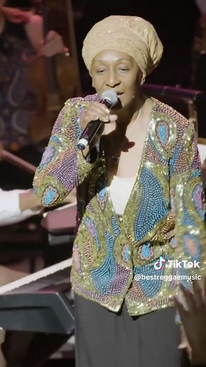 Dawn Penn - No No No | Live with the Outlook Orchestra 🎻🎺🎶 ❤️💛💚 #dawnpenn #reggae #orchestra #live #reggaemusic
