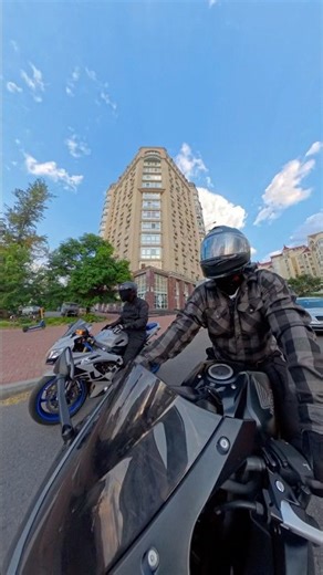 Short City Moto Ride in Kyiv, Ukraine | Honda CBR 650R E-Clutch (2025) | Suzuki GSX-R600