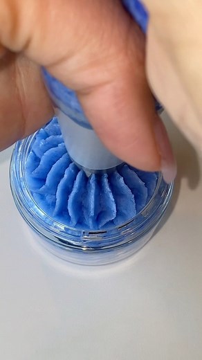 This isn’t your average body scrub… it’s a whipped, creamy, bubblegum-scented dessert for your skin.” 🍬✨Made with 79 g foaming bath butter, 23.5 g shea butter, 18.5 g sugar, 12 g avocado oil, 5.5 g propanediol 1,3, 1.4 g bubblegum fragrance oil (used at 1% for this recipe — always check IFRA guidelines for your specific fragrance), ¼–⅛ tsp kaolin clay or mica, and 0.7 g vitamin E oil.It’s rich, gently exfoliating, and leaves skin feeling silky soft — perfect for your next self-care session. #DI