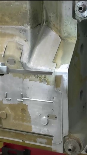 Cold Jet on Instagram: "The Cold Jet Aero 40FP dry ice blaster cleaned this aluminum surface better than our customer's existing method in a fraction of the time! 💪❄️🕰️#Dryiceblasting #ColdJet #Dryicecleaning"