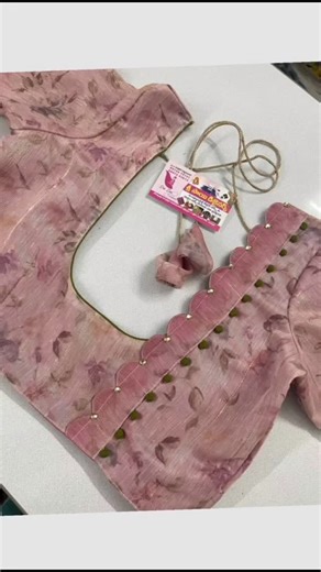 Sukanya Bujji Golla on Instagram: "Model blouse stitching tips telugu #blousecutting #blousedesign #tailaringtips #blouse"