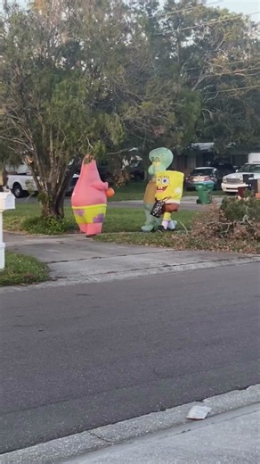 Happy Halloween y’all 🤣 #spondebob #squidward #patrick #halloween #funny
