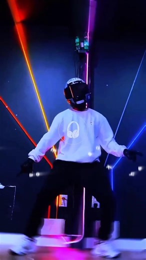 Chammak challo 👀👻 || slowed + reverb || #trending #asthetic #lyrics #song #shorts #ytshorts #music