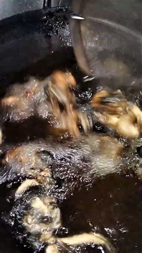 Ultra Crispy Fried Frog Legs ASMR | Crunchy Street Food You’ve Never Tried!