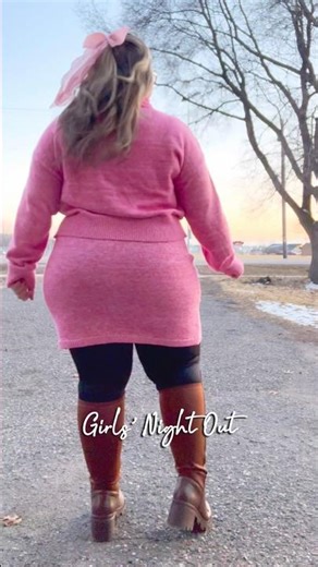 Happy International Women’s Day! Girls’ night out fit, but make it extra girly. 🎀💗 #girlsnightout