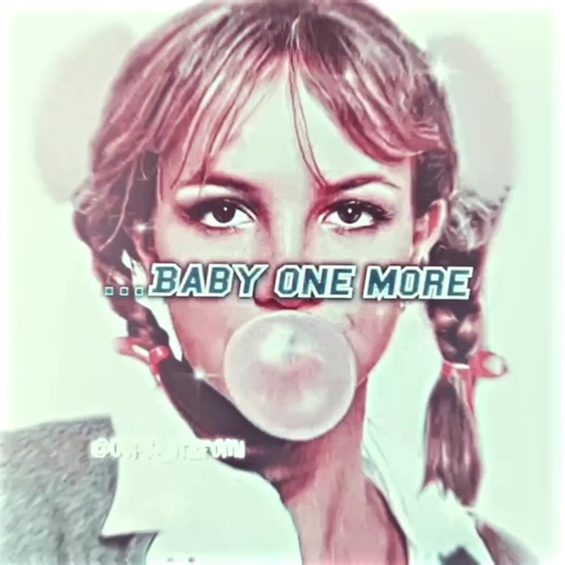 Britney Spears 90s Edit: Nostalgia and Style