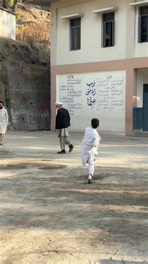 sir riaz sahib best bowling