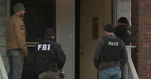 Chicago aims to stop straw purchases of guns