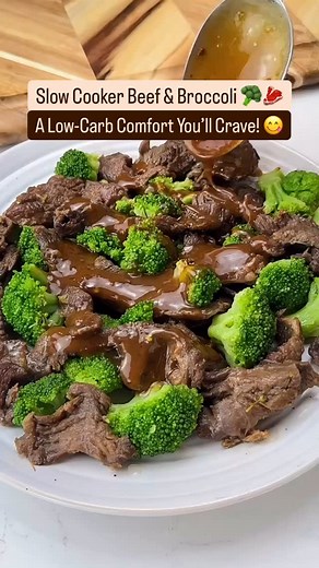 4.6K views · 453 reactions | Slow Cooker Beef & Broccoli 復數 Tender...