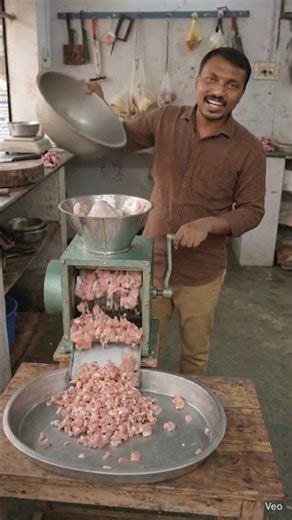 chicken cutting machine