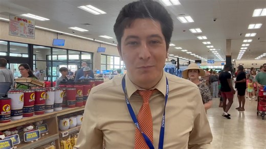 WXXV News Manager Grant Chighizola WXXV visits Buc-ee’s for the first time in his life at the new Harrison County location! Watch the video below to get his first impression! | WXXV 25