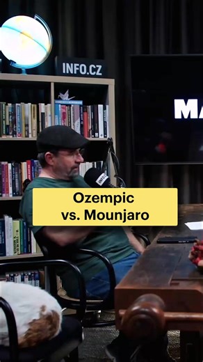 🍔 🥓 Souboj léků na hubnutí: Ozempic vs. Mounjaro. Jeden působí hlavně na pocit sytosti v žaludku, druhý ovlivňuje i chuť k jídlu. Ozempic pracuje s jedním hormonem (GLP-1). Mounjaro je duální – GLP-1 GIP – a proto má komplexnější účinek. Nejde jen o to, že máte plno. Rozdíl je v tom, jestli vůbec dostanete chuť jíst. 🥯 🥑 🍗 🍿 🐖 🎧 celý díl podcastu Maxim Pavla Vondráčka s obezitologem MUDr. Janem Králem na👇 https://www.info.cz/podcasty/maxim-pavla-vondracka/obezita-chronicky-zanet-spanek-