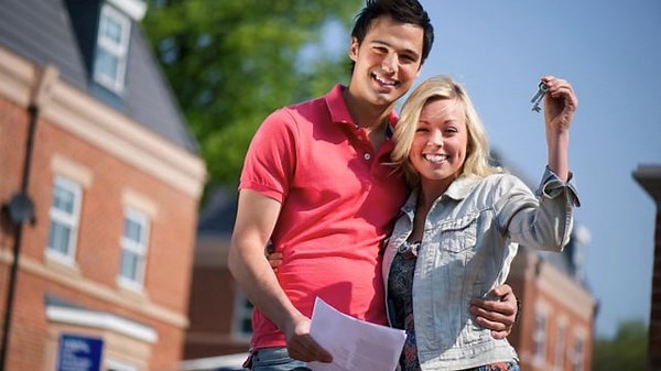 Don't Wait: Mortgage Rates Drop Creating Window for Buyers and Refinancers