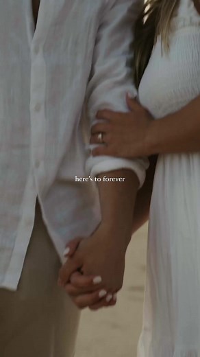 Romantic Beach Engagement: Top 5 Proposal Destinations in Hawaii