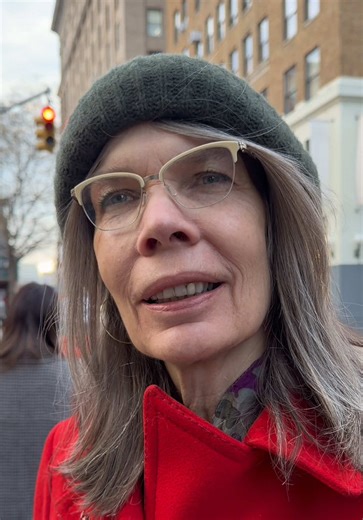 Her vulnerability was so inspiring! “ She almost kept walking “ #confidenceheist #inspiring🌍withconfidence #davidcarmi #vulnerability #wisdomoftheday