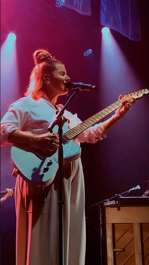 'Piece by Piece' live 🌹