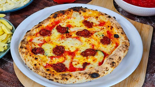 Mastering Neapolitan-Style Sourdough Pizza – The Ultimate Recipe!