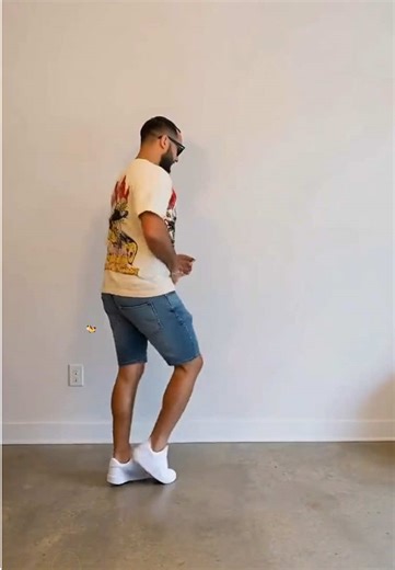 Memphis Jookin AI Dance Video Tutorial Collection 🔥How to make the viral Memphis Jookin AI dance video AI tutorial for making Memphis Jookin dance videos 💃How to create Memphis Jookin dance effects with AI The viral trend of AI-generated 😎Memphis Jookin dance How to turn yourself into a Memphis Jookin dancer with AI🔥 Tutorial for making viral Memphis Jookin AI dance trend AI filter tutorial for Memphis Jookin dance videos How to create the viral Memphis Jookin dance trend AI tutorial for the