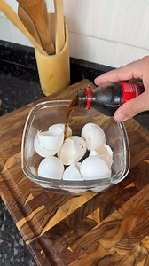 Mix Coca Cola with Eggshells and you will be surprised by the results! | Tips and Tricks US