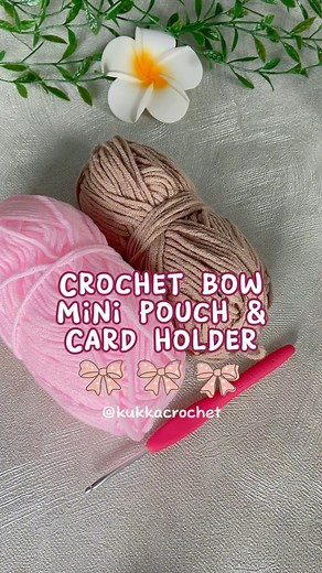 Putri  on Instagram: " Crochet Bow Mini Pouch & Card Holder  Hello everyone, the wait is over! Full tutorial for bow pouch and card holder is already up on my channel ❤️ Wish you have a great time making this project, happy holiday! 殺臨 #crochet #crochetbow #crochetpouch #crochetribbon #crochetcardholder #kukkacrochet #crochettutorial #crochetaddict #crochetersofinstagram #crochetlover #crochetlove #crochetgifts #crochetideas #crochetinspiration #crochetdesign"