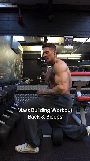 Back & Biceps Workout💪Save & smash this mass building workout! DB One..._00000 | Ross Dickerson