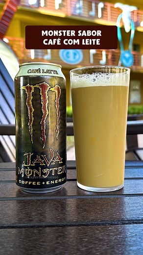 Hidalgo | Experimenta Isso on Instagram: "MONSTER sabor CAFÉ COM LEITE 😵🤯 Não é fake não! Monster tem uma vasta linha de energético com café fora do Brasil! (É óbvio que não tem aqui…😪) Já tivemos a oportunidade de experimentar varios sabores da linha Java e Espresso em nossas viagens, mas esse foi um dos últimos lançamentos que encontramos nos Estados Unidos. O café latte é gostoso, parece realmente um café com leite gelado. Quem já experimentou café em lata e não gostou porque diz que parec