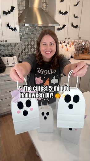 👻 5-Minute Ghost Party Favor Bags | Easy Halloween DIY 🎃 #Shorts #YTShorts