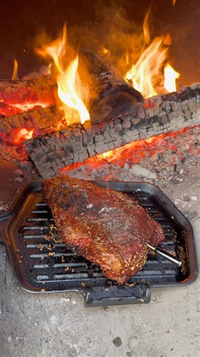 How to correctly reverse sear a tri-tip steak #OffsetSmoker #BBQ #Beef #Meat #Steak #MediumRare