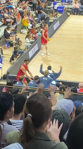 USA bench everytime na may block point or service ace 😆 kulit din nila ih. #MWCH2025 #USAVolleyball | Anne Serves Again