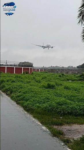 Ethiopian Airlines Boeing 787 Dreamliner Stunning Rainy Landing at Dhaka Airport | 4K Plane Spotting